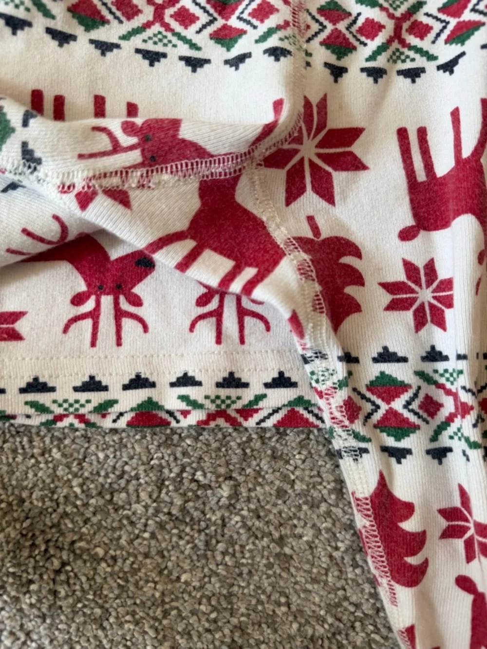Hanna Andersson Long John Pajama Set in Dear Deer Red White Fair Isle Size 2